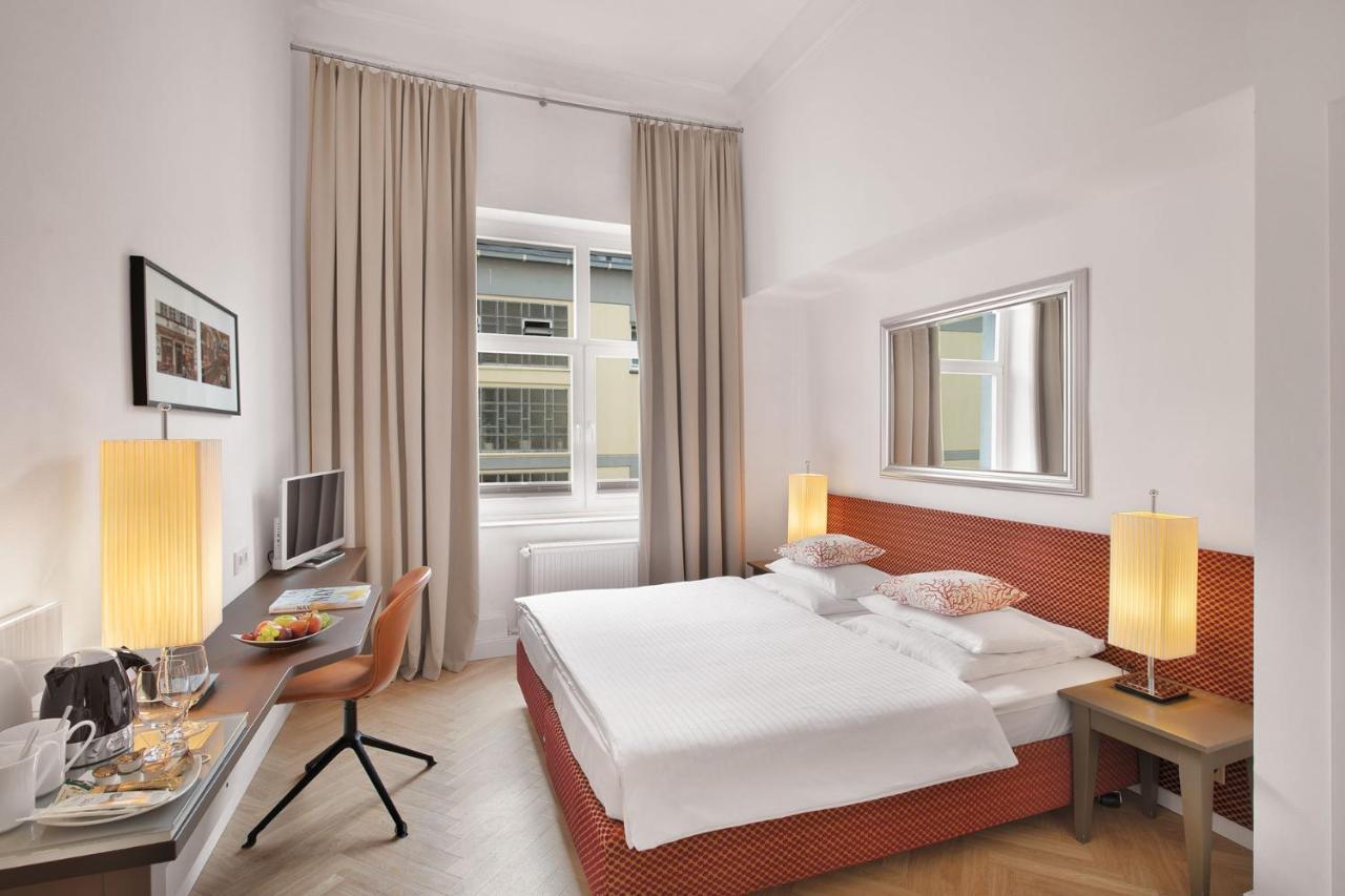 Boutiquehotel Dreesen - Villa Godesberg ボン エクステリア 写真