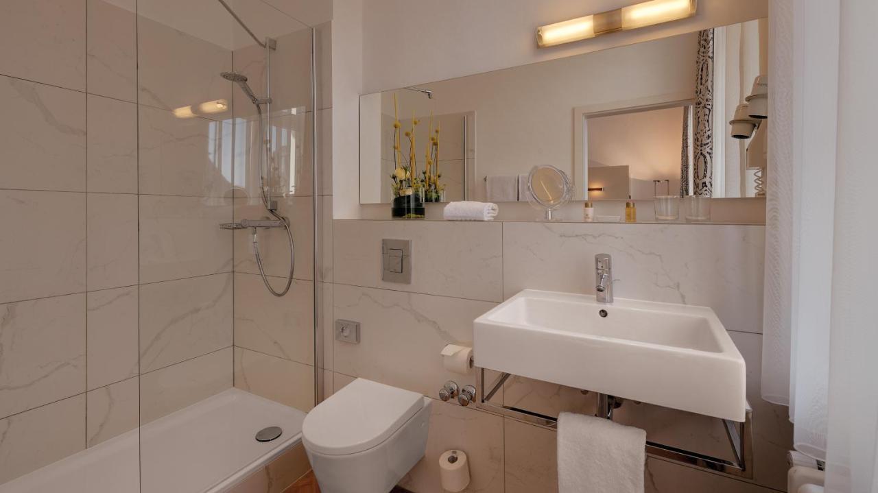 Boutiquehotel Dreesen - Villa Godesberg ボン エクステリア 写真